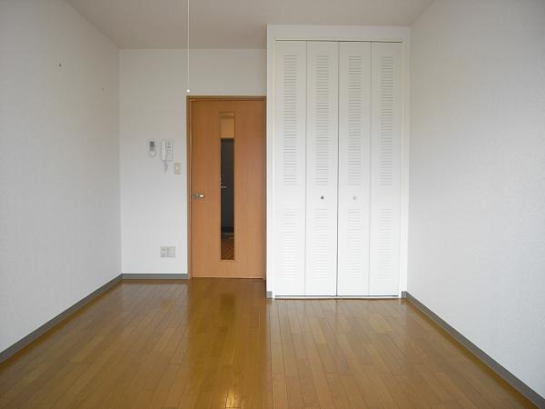 居室・リビング　内装