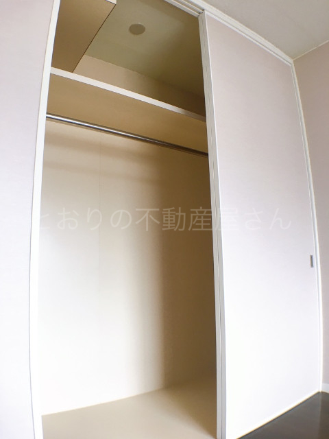 収納　寝室側クローゼット