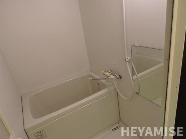 バス・シャワールーム　※同間取りの別の階のお部屋の写真です※