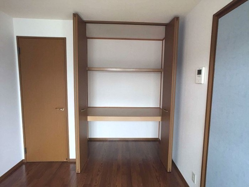 収納　図面と現状に相違がある場合には現状を優先