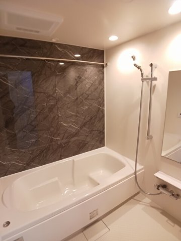 バス・シャワールーム　日々の暮らしに欠かせないお風呂です