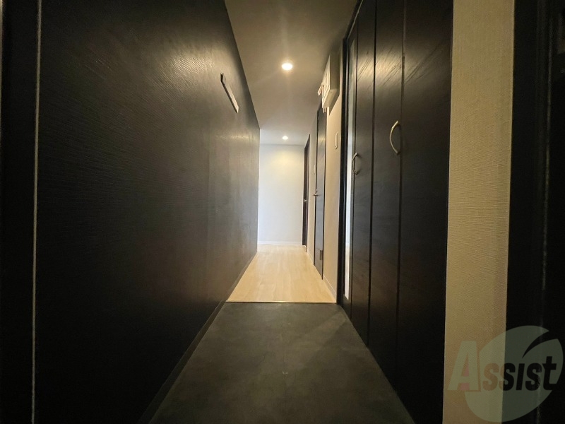 玄関　玄関にはシューズボックスもあって便利そう！