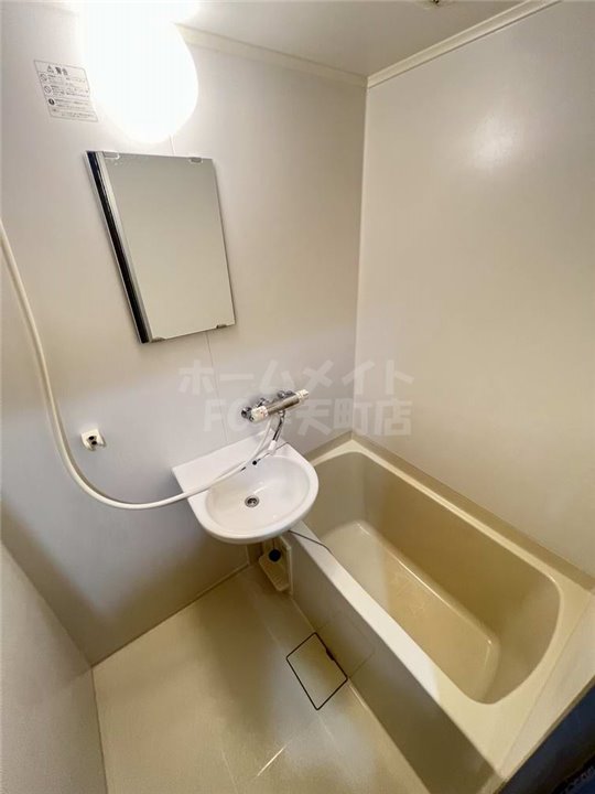 バス・シャワールーム　きれいなお風呂です