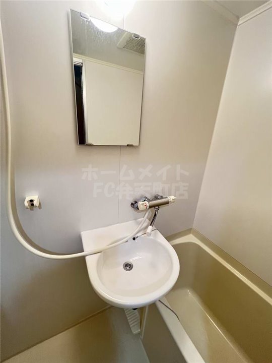 洗面設備　使いやすい洗面所です