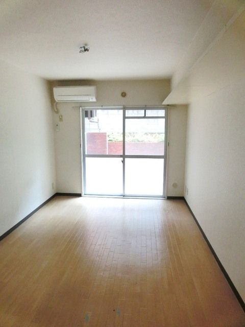 居室・リビング　★きれいな室内★