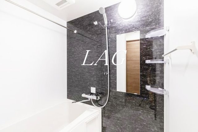 バス・シャワールーム　お風呂です。