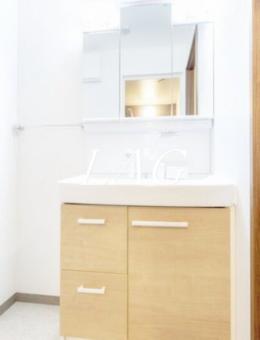 洗面設備　洗面台です。