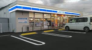 コンビニ　ローソン 丸亀綾歌町栗熊東店（コンビニ）まで648m