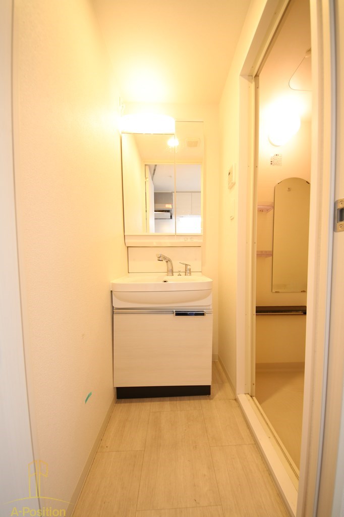 洗面設備　アドバンス大阪ブリアント