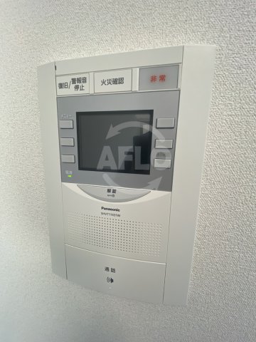 セキュリティ　プレサンス立売堀ベルヴィル　TV付きモニターフォン