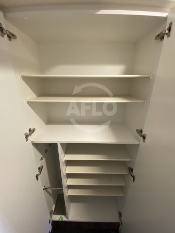 収納　プレサンス立売堀ベルヴィル　シューズボックス