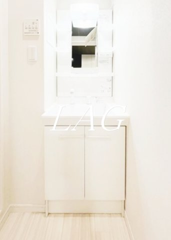 洗面設備　洗面台です。