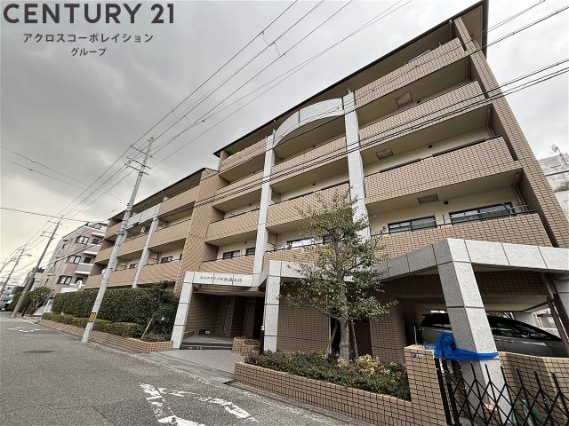 建物外観　安心のオートロック付きです♪