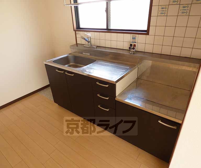 キッチン　キッチンです。