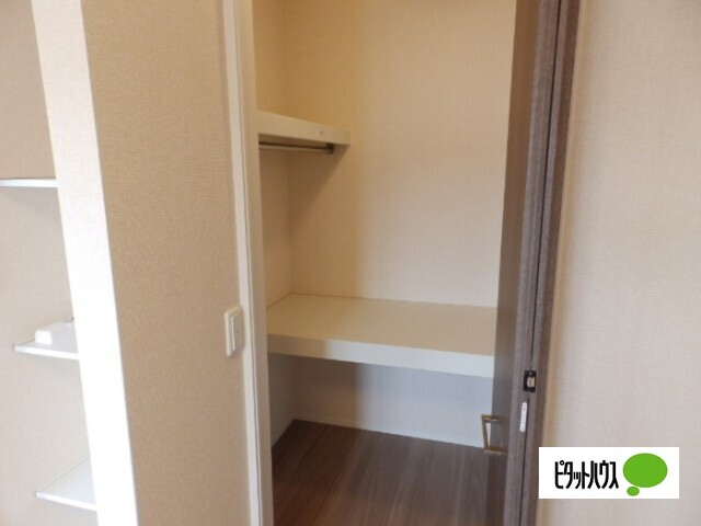 収納　写真は別室。現況と異なる場合は現況を優先します。