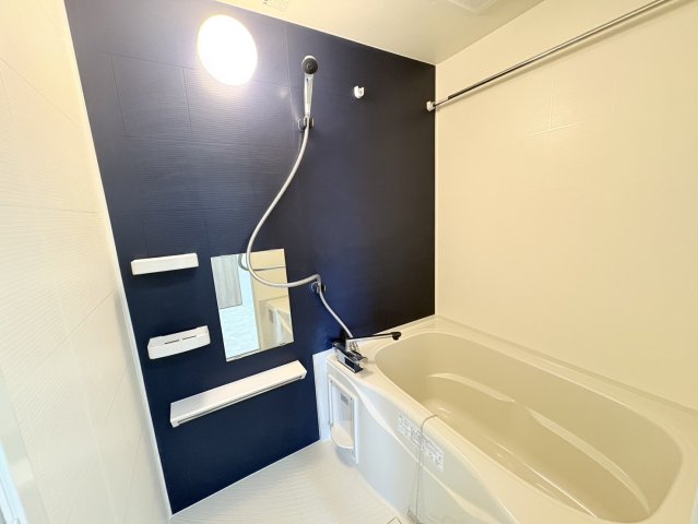 バス・シャワールーム　参考写真になりますのでご承知おき下さい。