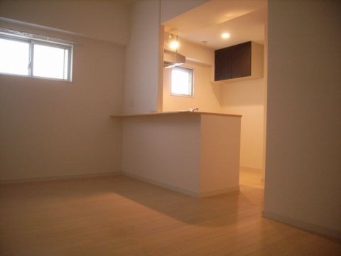 居室・リビング　別号室イメージ