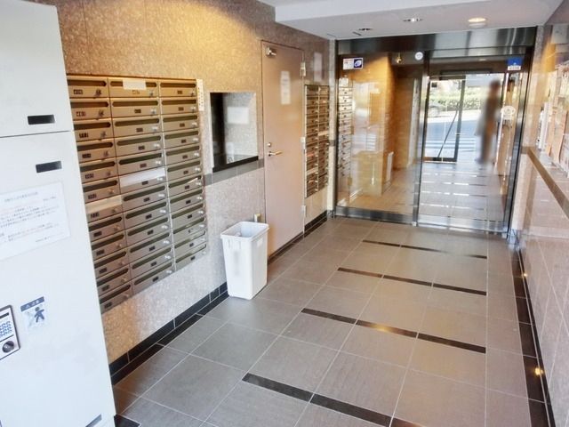 エントランス　★しっかりとしたエントランスです★