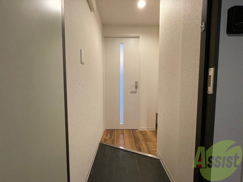 玄関　玄関から見た景色はこちらです。イメージできますか。