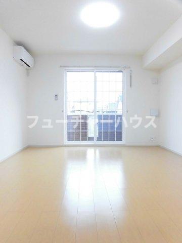 居室・リビング　内装です