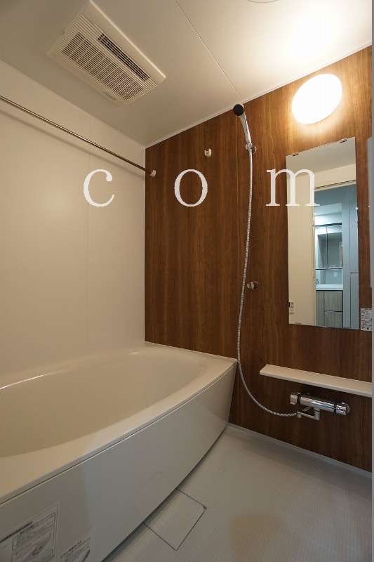 バス・シャワールーム　バスルーム