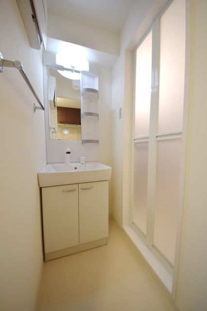 洗面設備　同仕様