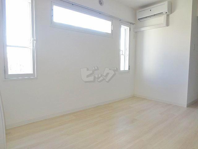 居室・リビング　ネット無料♪エアコン付き♪ガス上限14850円で安心です♪