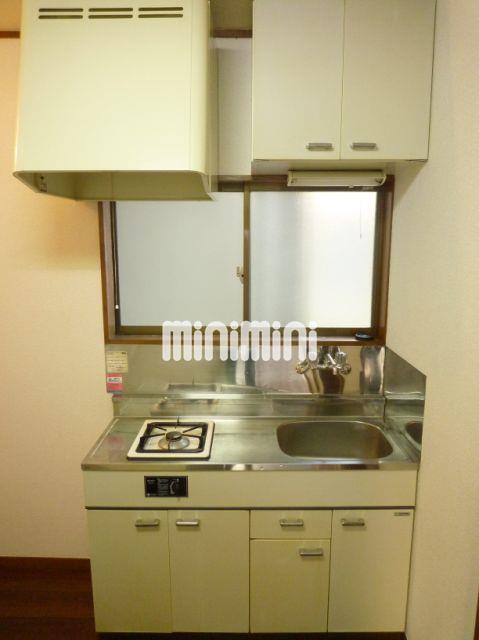 キッチン　窓が近くにあるのはいいですよね。