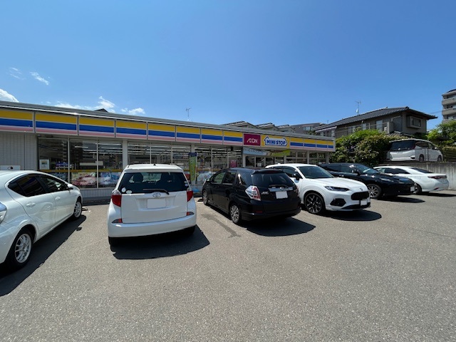 コンビニ　ミニストップ仙台泉中央1丁目店（コンビニ）まで400m