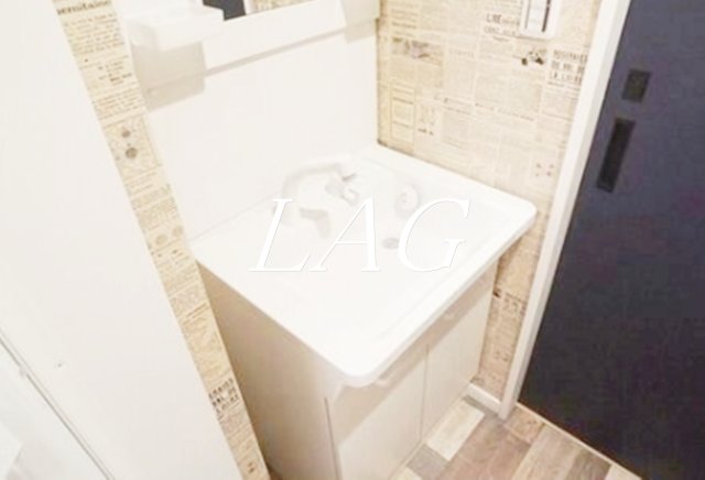 洗面設備　独立洗面台です。