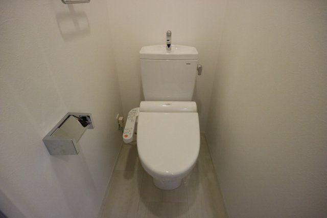 トイレ　同一タイプです。