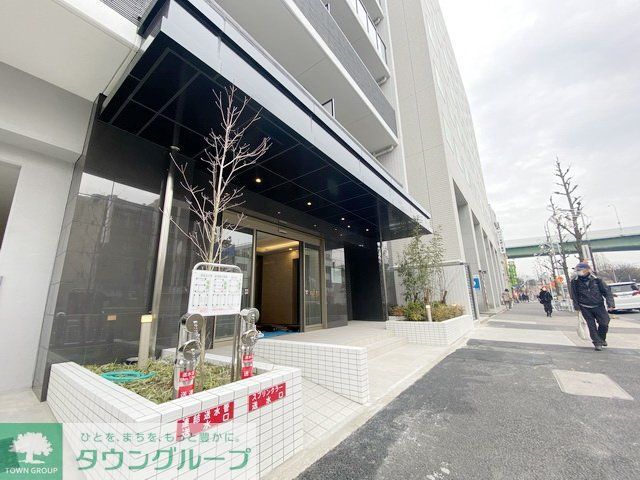 エントランス　エントランス