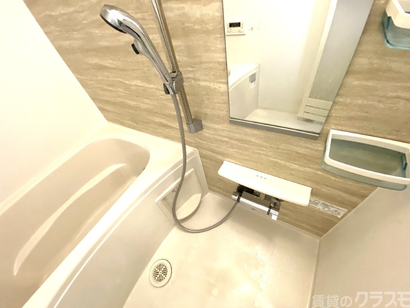 バス・シャワールーム　一日のお疲れをお取りください。