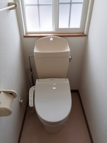 トイレ　清潔感のあるトイレです