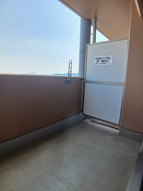 バルコニー　広々としたバルコニーです