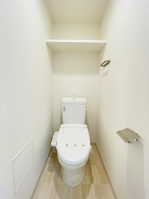 トイレ　室内は現況を優先します