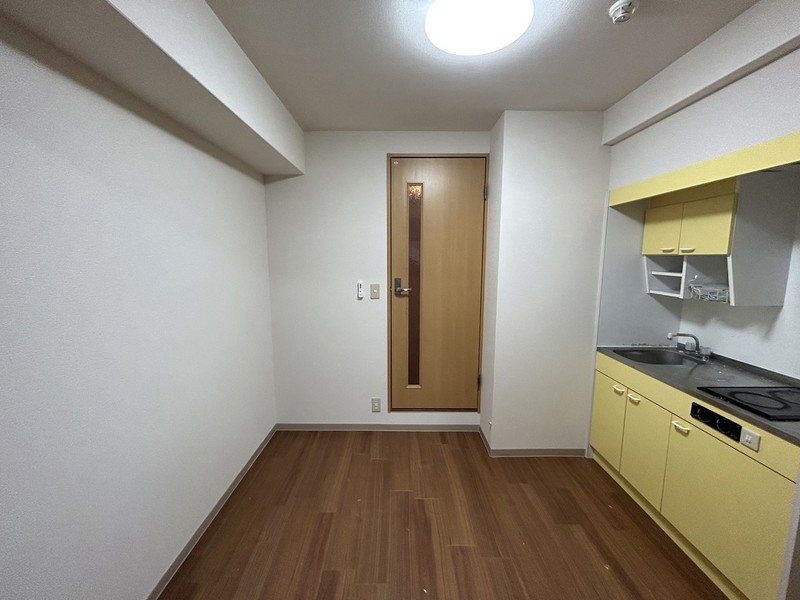 居室・リビング　312号室の写真です