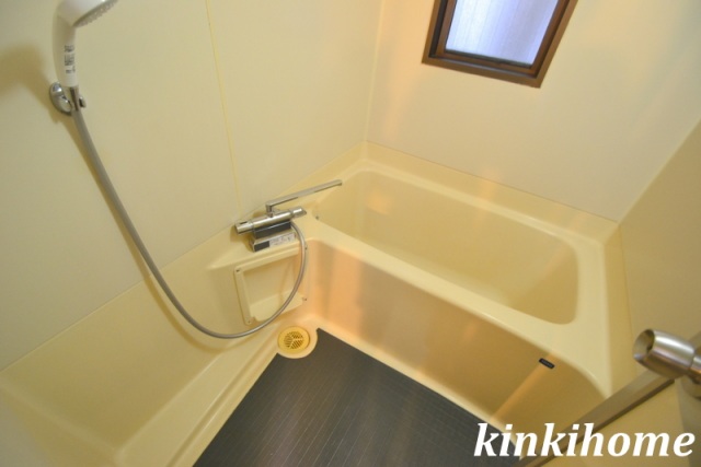 バス・シャワールーム　写真は別のお部屋です。写真は別のお部屋です。
