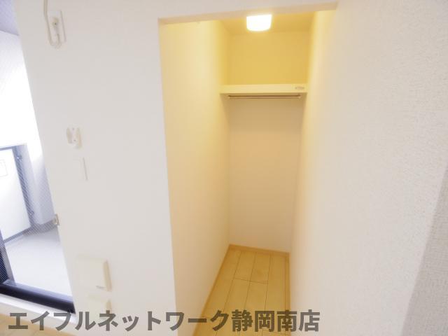 収納　こまごまとしたものを収納できそうですね