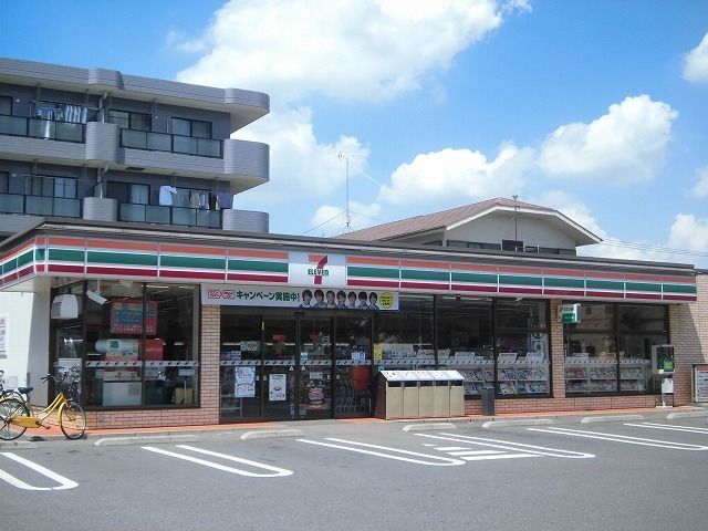 コンビニ　セブンイレブン 東所沢3丁目店（コンビニ）まで616m