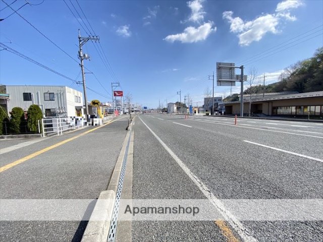 その他　前面道路（その他）まで0m