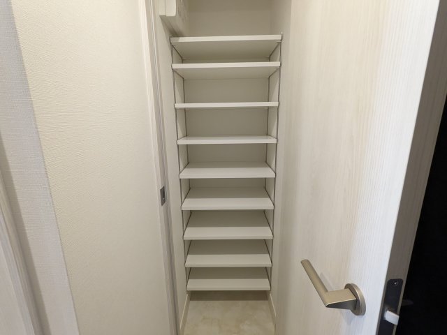 収納