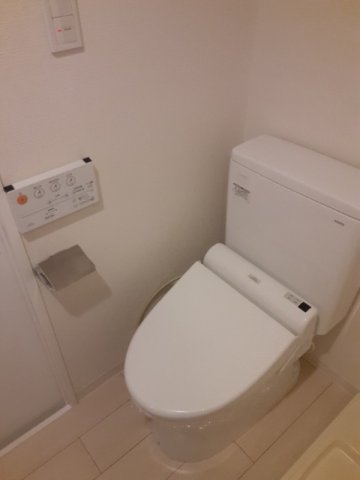 トイレ　別部屋参考写真