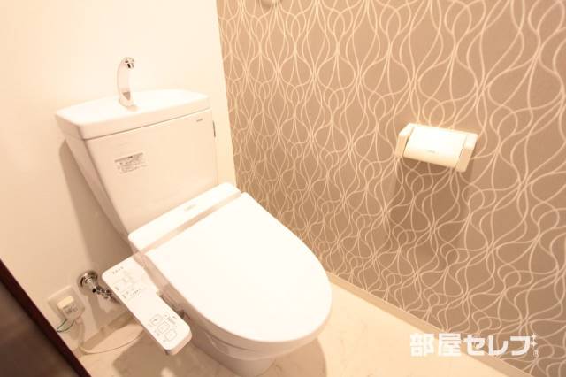 トイレ　ウォシュレットも付いています