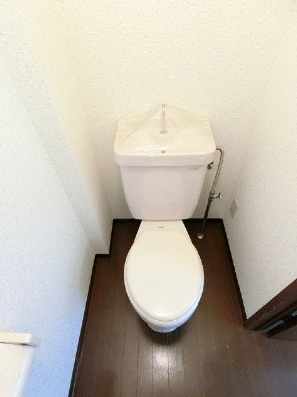 トイレ　図面と現状に相違がある場合には現状を優先