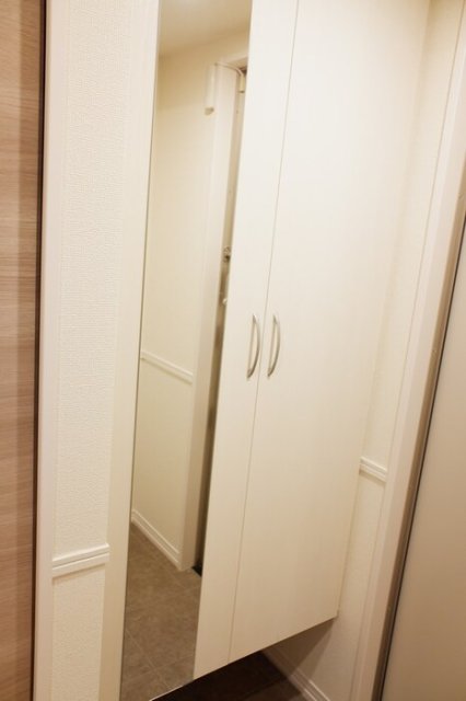 玄関　別室の参考写真です。※現況優先