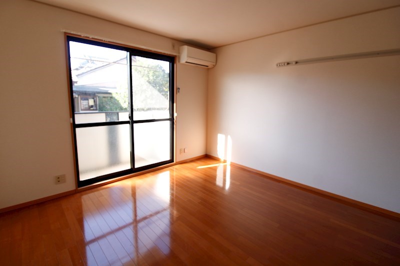 居室・リビング　※別部屋参考写真※