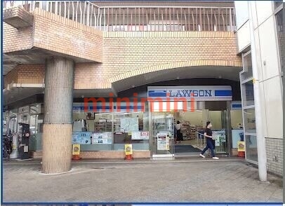 コンビニ　ローソン吹田朝日町店（コンビニ）まで106m
