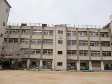 小学校　大阪市立宮原小学校（小学校）まで800m