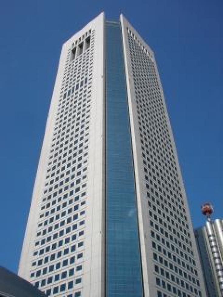 ショッピングセンター　東京オペラシティビル東京オペラシティタワー（ショッピングセンター）まで872m
